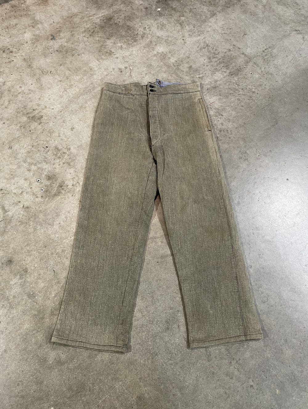 W32 40s 1940s Buckle Back Thick Work Wear Corduroy Pants